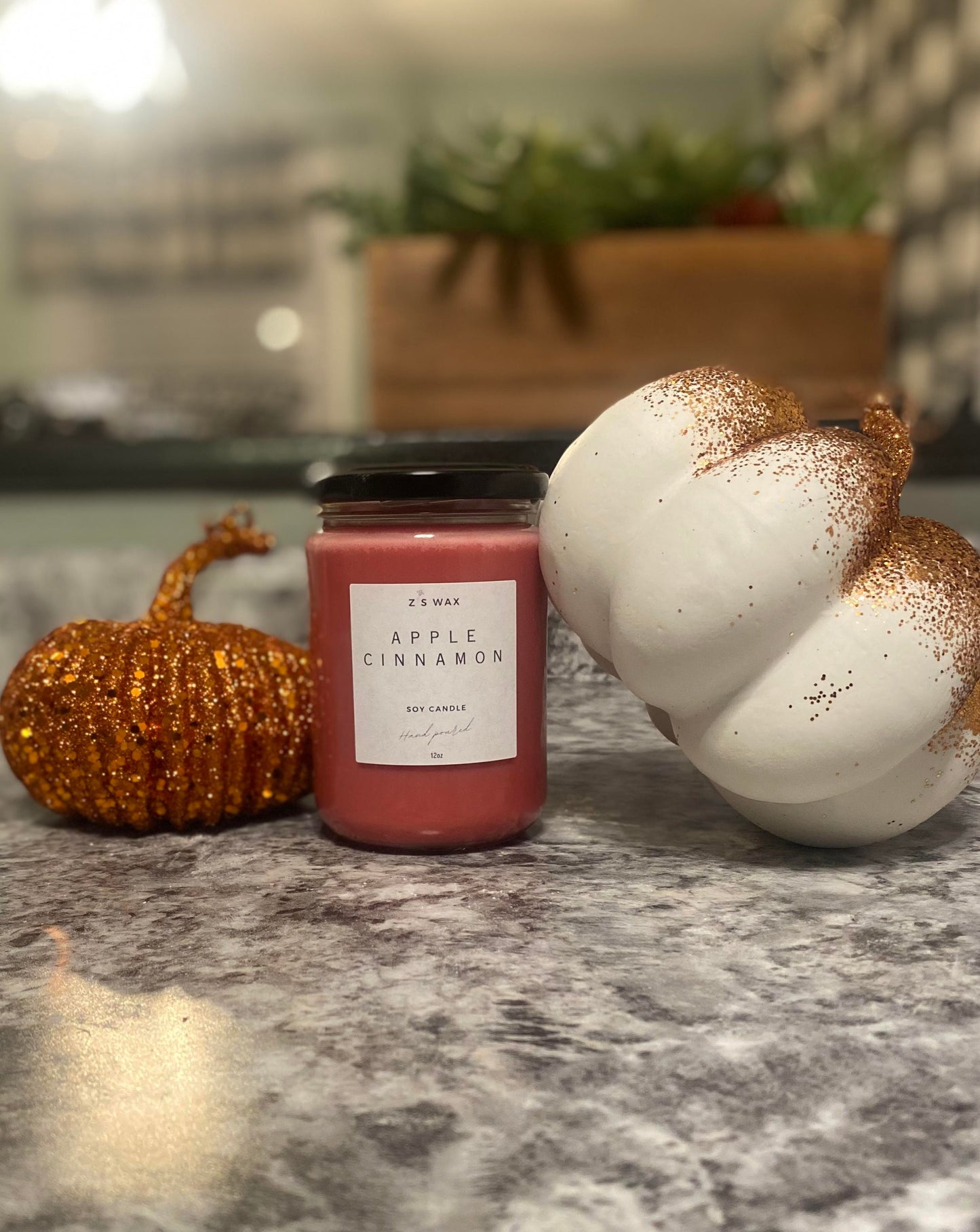 Apple Cinnamon Candle